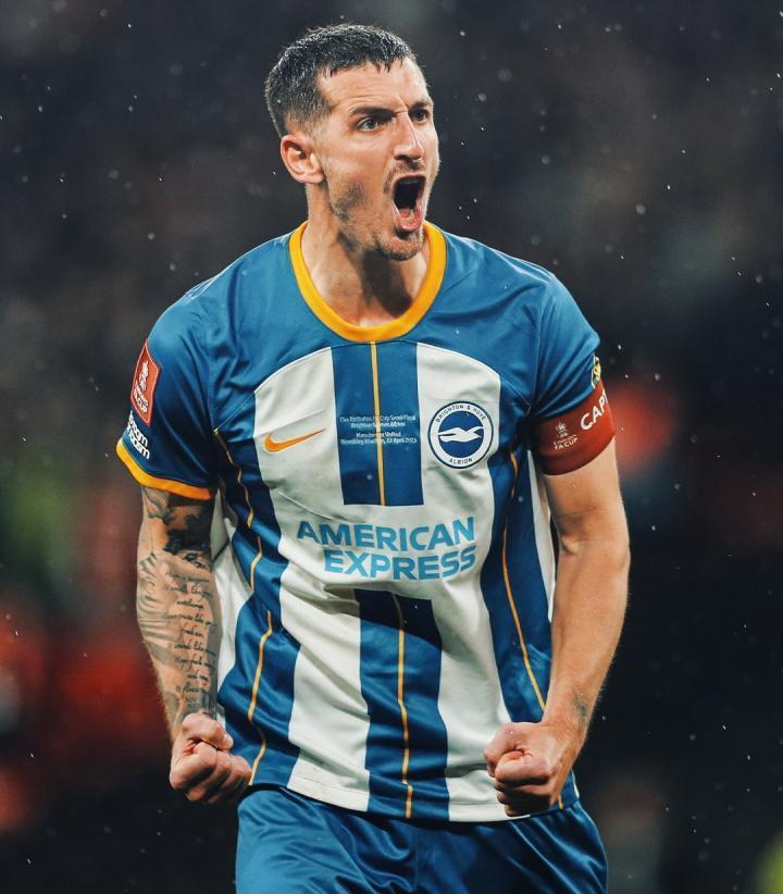 邓克出战了布莱顿本赛季英超每一分钟的比赛