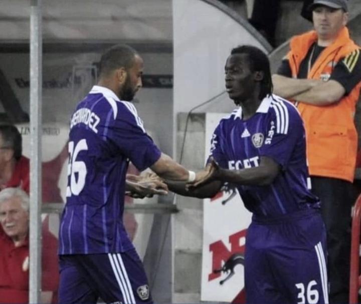 2009年的今天，卢卡库在安德莱赫特上演了他的一