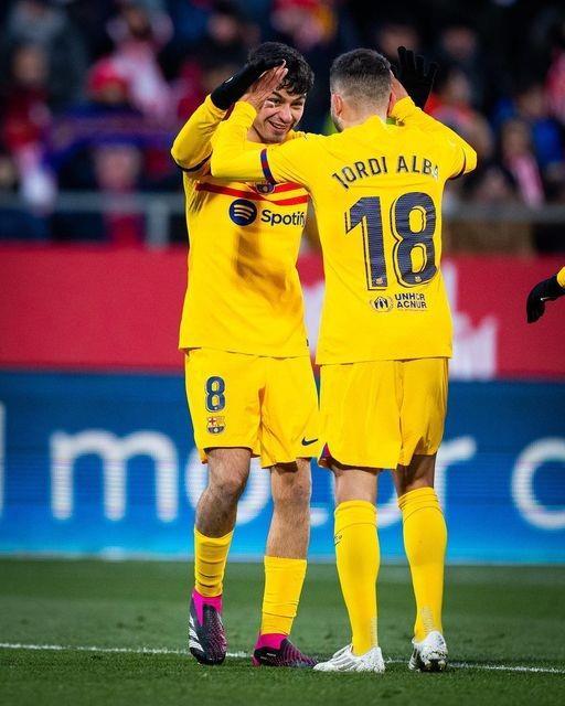 佩德里：难以想象巴萨将失去阿尔巴，希望他去哪都受欢迎