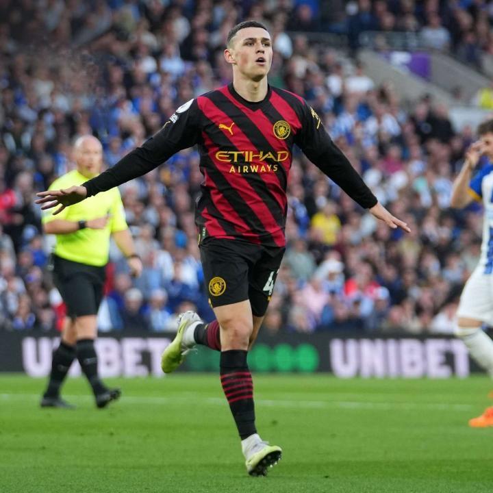 曼城太子最喜欢天鹅??菲尔福登在对阵布莱顿的比赛中