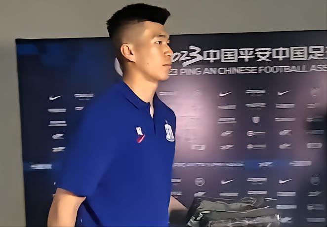 新闻晨报：马镇可能面临追加处罚，申花遭遇门将危机