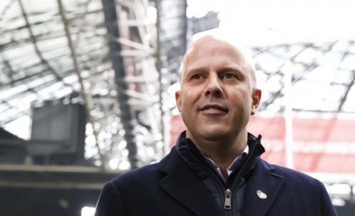 斯洛特谈与热刺传闻：我想留在费耶诺德，为实现目标而努力