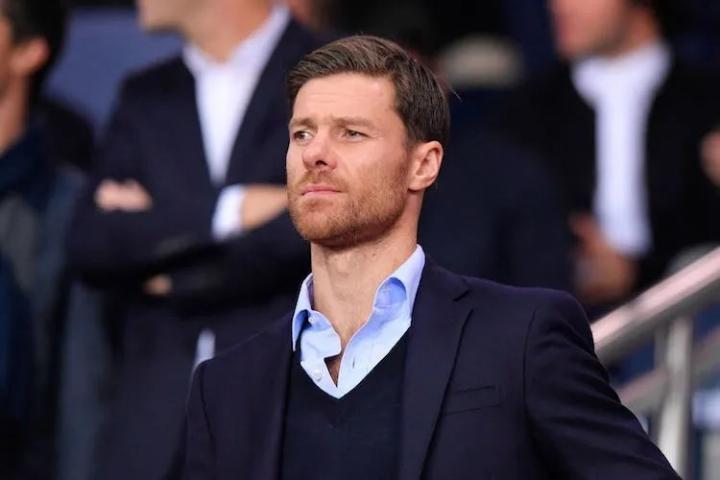 RMC：巴黎考虑让阿隆索接替加尔蒂埃，穆帅、莫塔也在名单中