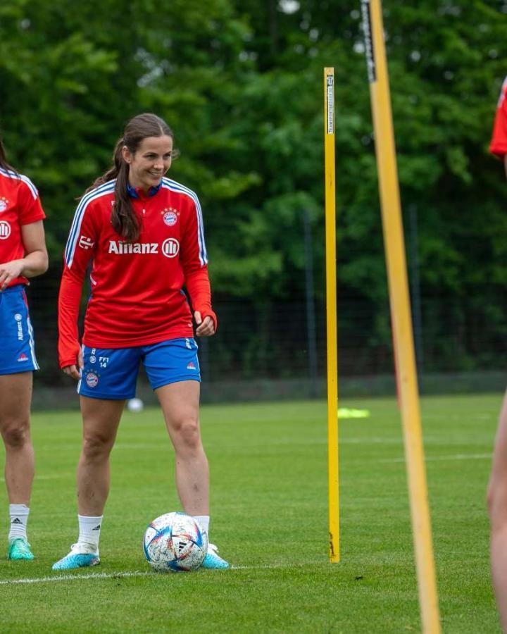 今日份训练，备战联赛收官战！好消息是格温已经归队