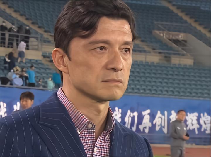 今晚报：大连人连续8轮不胜，谢晖帅位已岌岌可危