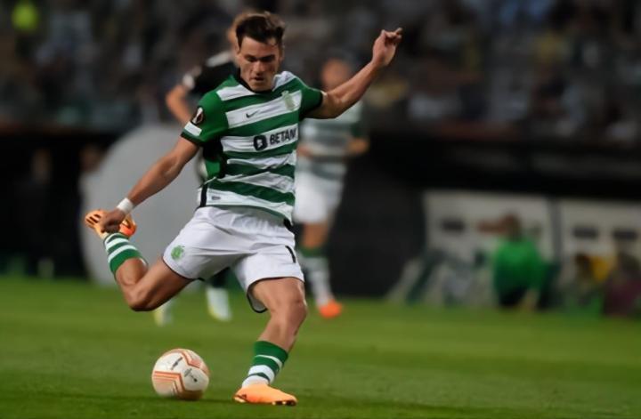 罗马诺：巴黎为乌加特送上了报价；切尔西也在关注球员