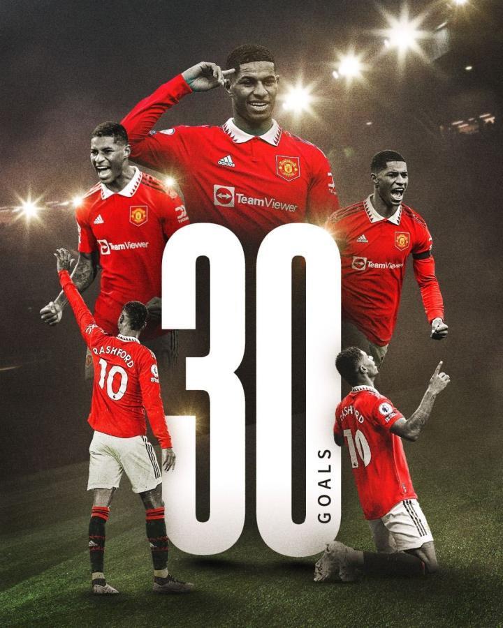 自范佩西以来，拉什福德是首位单赛季进球30 的曼联球员