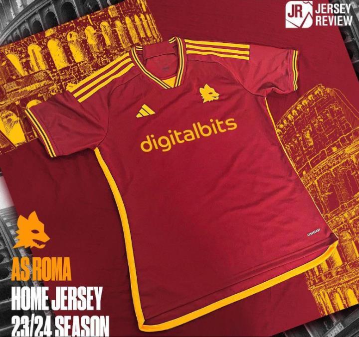 罗马2023-24赛季主场球衣实物图。