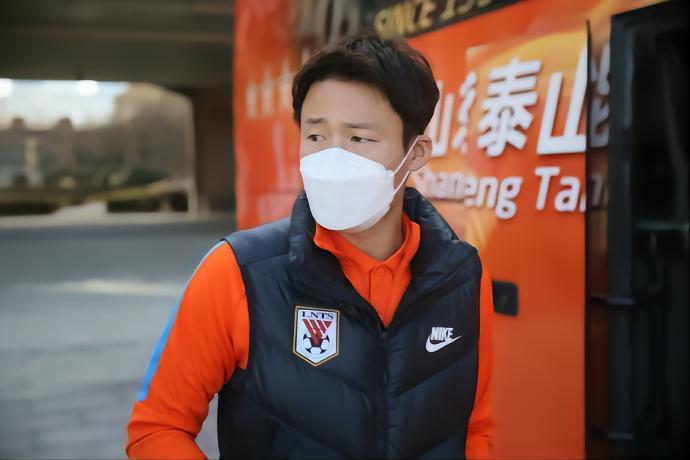 韩媒：孙准浩也许是不知情下踢了假球，被释放可能性很小了
