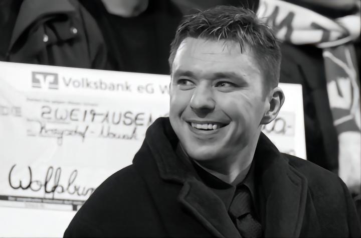 巅峰期不幸确诊渐冻症，18年后狼堡球迷仍然怀念诺瓦克