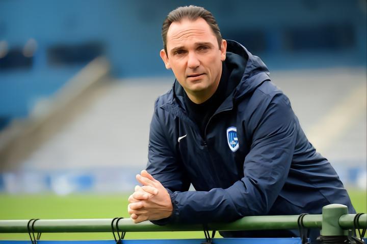 比利时媒体：热刺、利兹联、南安普顿有意亨克技术总监德孔戴