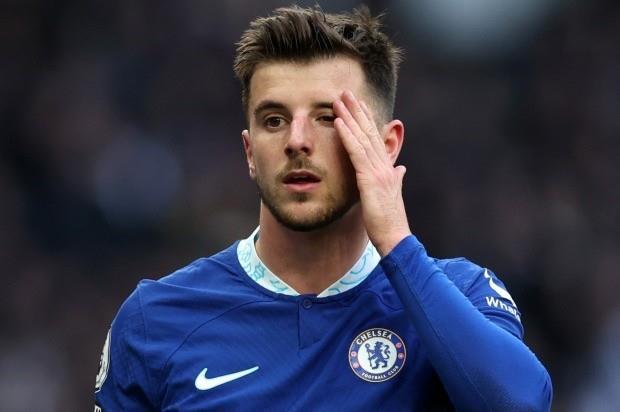 TA：芒特可能无缘切尔西告别战，他目前更倾向于加盟曼联