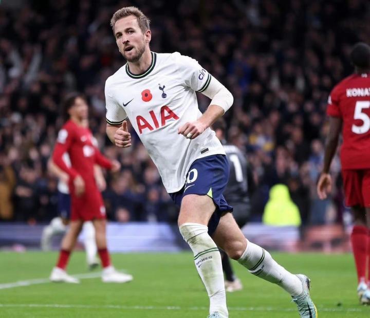 天空体育：热刺已经向皇马提供签下凯恩的可能性，但