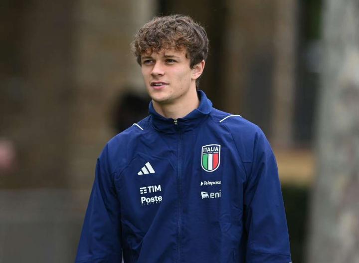 近距离考察！都灵体育报：“国际米兰非常喜欢斯卡尔