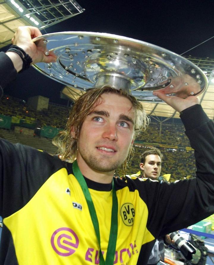 轮到师妹和沙欣的祝福啦~??师妹和沙欣都在社媒上放