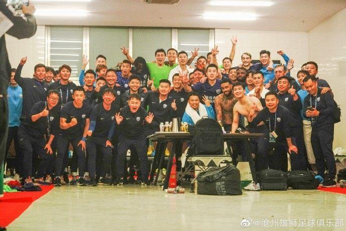 战报丨久旱逢甘露 沧州雄狮2-1武汉三镇迎主场首胜