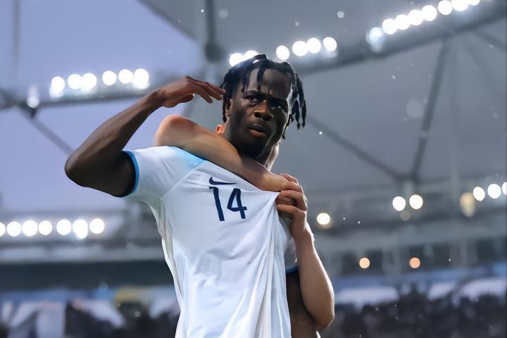 英格兰U20简评：中场缠斗较为混乱，格亚比的优势得以放大