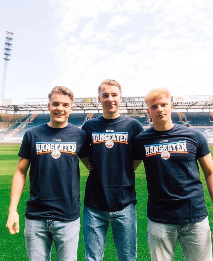 在续约老队员的同时，还有三位罗村青训的的年轻球员