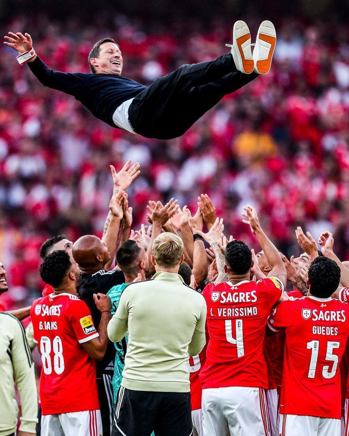 恭喜施密特丨本菲卡联赛第38冠葡超冠军悬念在末轮