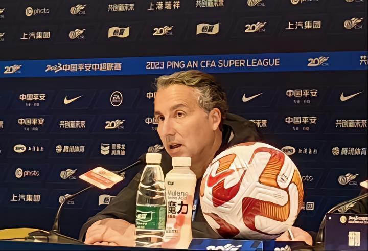 哈维尔：李昂恢复很好可以出战；亚泰阵容很好水准也很高