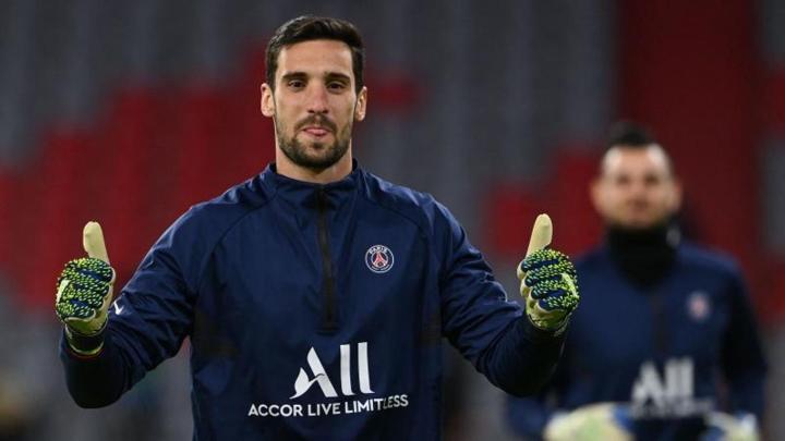 记者：里科从马背摔下后又被另一匹马踢中头部，造成脑溢血