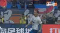 在本轮与青岛海牛的比赛中黄政宇发挥出色，送出一记