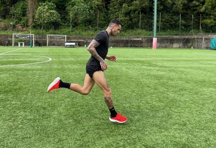 替弗拉霍维奇？隆戈：斯卡马卡想去尤文