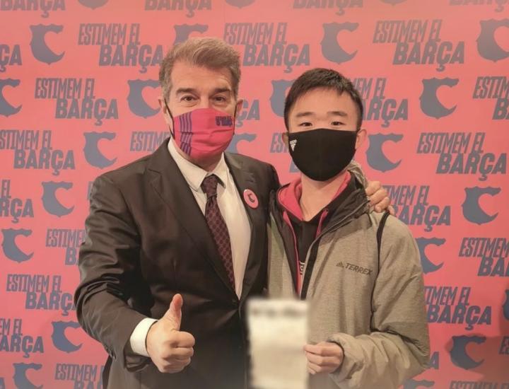 今年25岁的前西协甲球队萨瓦德尔分析师 何沛锜即