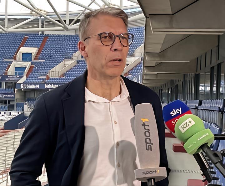 克纳贝尔：费尔曼下赛季应该是球队一门，要有重回德甲的决心