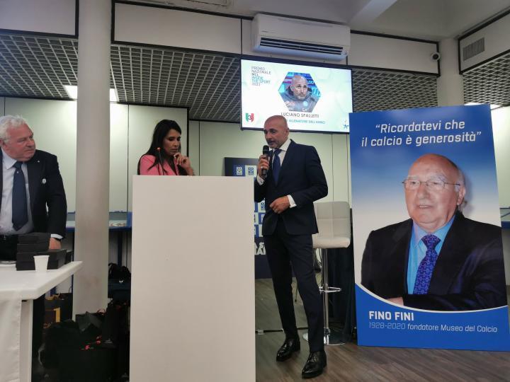 夺冠就走人，斯帕莱蒂：我感到疲倦，现在我要休息一年