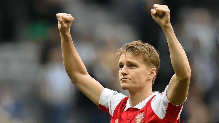 邮报：巴黎圣日耳曼考虑求购厄德高；阿森纳可能出售托马斯