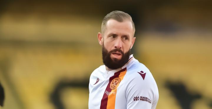 格罗宁根希望在苏格兰挑选前锋范费恩，作为佩皮的替代者