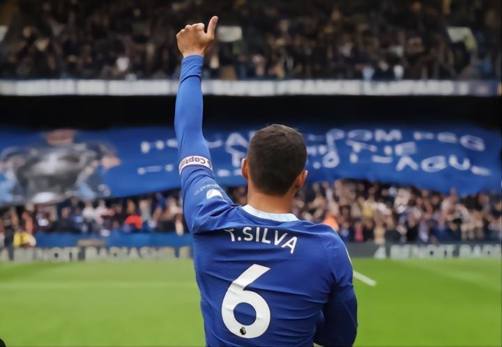 跟队记者：弟媳告知波切蒂诺自己想留队，但他的未来并不确定