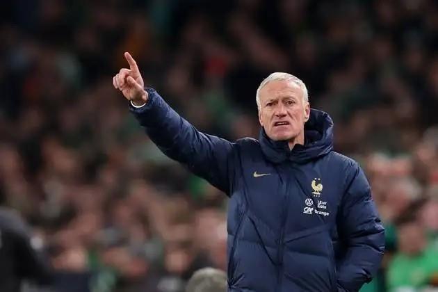 德尚：博格巴是基石但他遇到了麻烦，楚阿梅尼在皇马也是