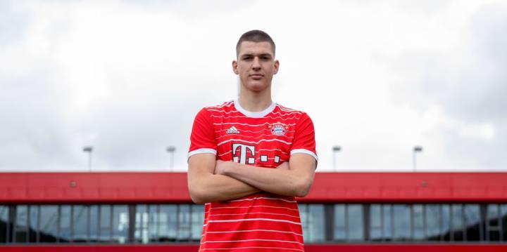 根据Sportklub的消息，奥西耶克16岁后卫