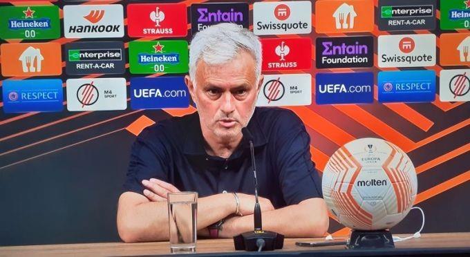 穆帅：我想留下，我和我的球员配得上更多；希望泰勒只吹欧冠