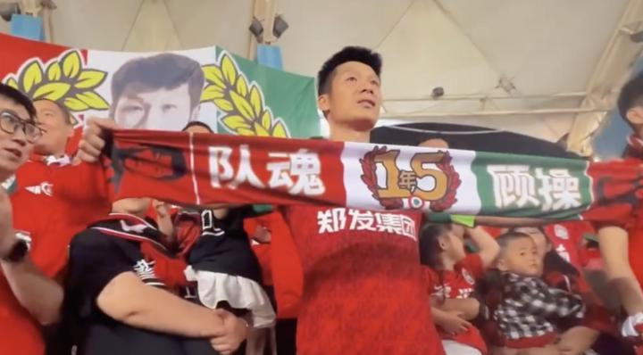 记者：吴金贵2018年曾问顾操是否愿意回申花