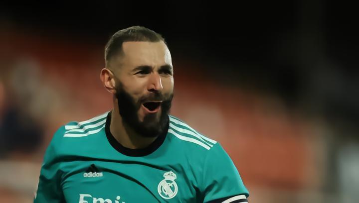 西媒：本泽马和吉达联合主帅努诺通电话，了解球队下赛季计划