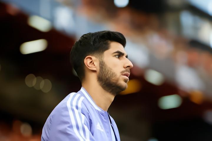 TA：阿森西奥决定今夏免签加盟巴黎，预估年薪1000万欧含奖金