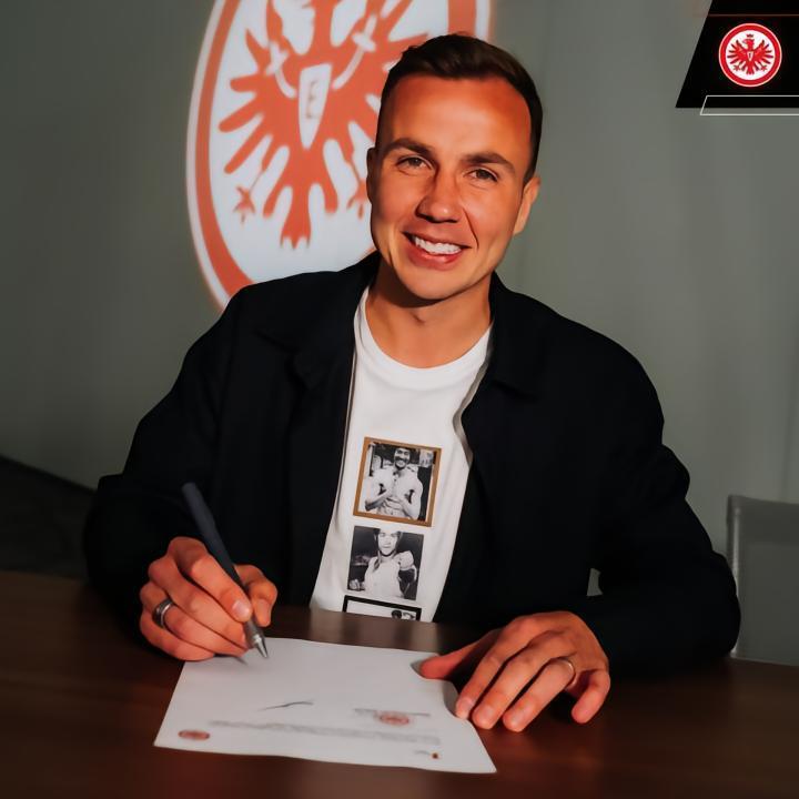 官方：法兰克福与格策续约至2026年