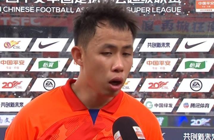 黄政宇：刚开场打得有点乱，后来通过调整发挥出了实力