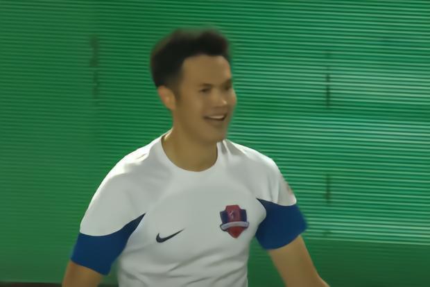 尹聪耀：换人调整是想要扳平比分，今天天气很适合比赛