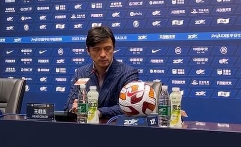 谢晖：虽然踢得不是一无是处，但在两个禁区都犯了错误