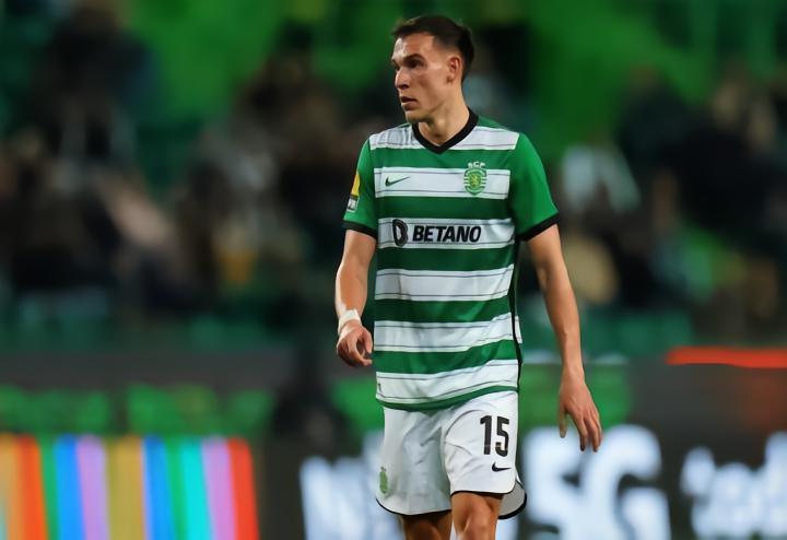 罗马诺：切尔西希望下周敲定乌加特转会，他们很有信心