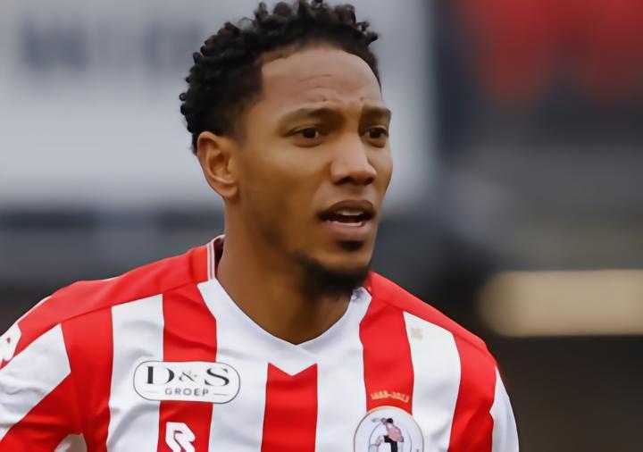 官方：鹿特丹斯巴达与荷兰前国脚德古兹曼续约