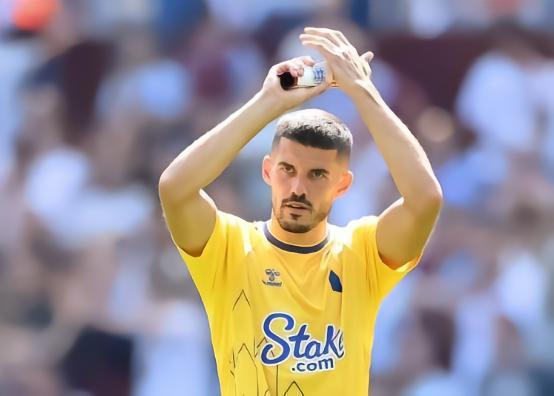 英媒：卖考迪，狼队愿意接受低于450万英镑的报价