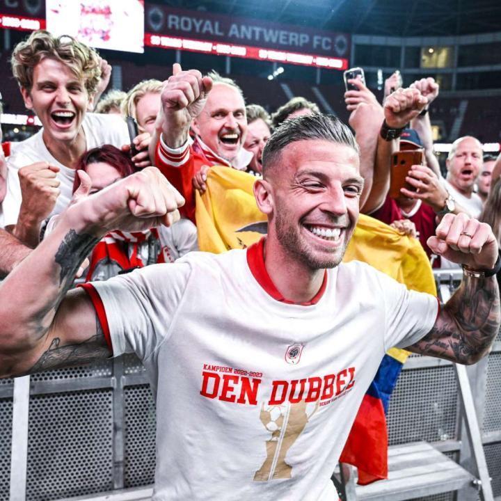 安特卫普队长阿尔德韦雷尔德说：“在这个了不起的团