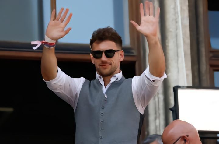 德天空：格雷茨卡在拜仁的未来不确定，受曼联关注