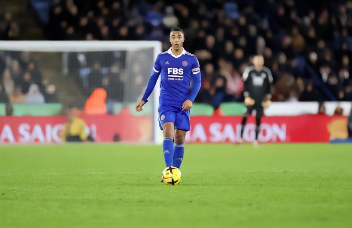 莱斯特城官方：包括蒂勒曼斯在内的七名球员合同到期离队