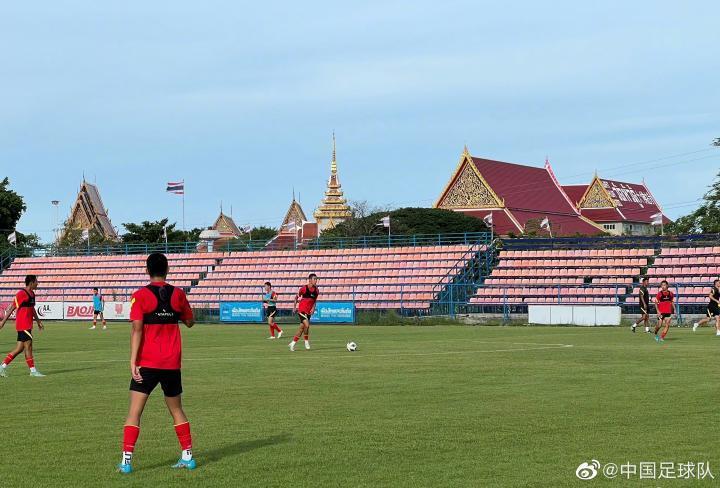 北青：U17国少在泰国遭遇高温湿热降低训练量，难寻热身对手